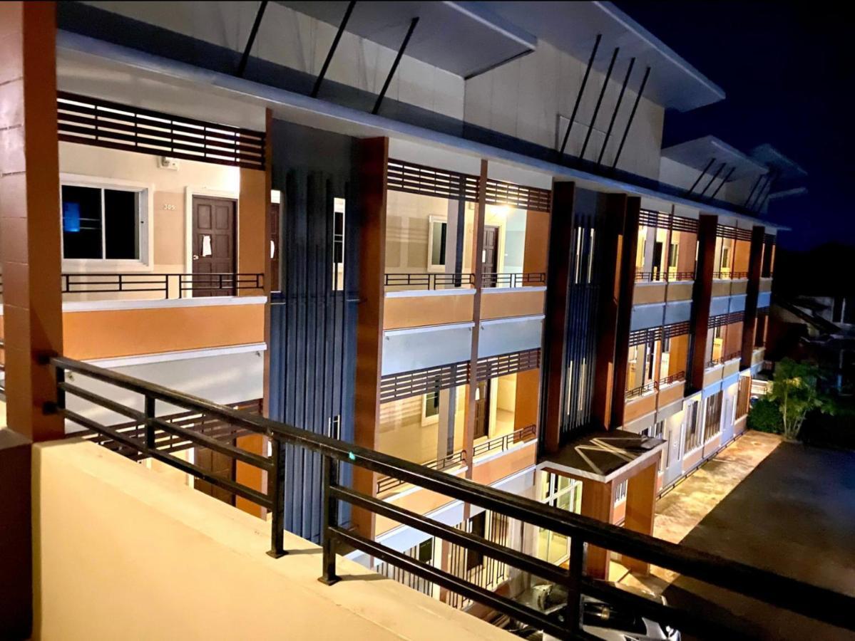 Preme Apartment @Maejo Ban pa Lan  外观 照片